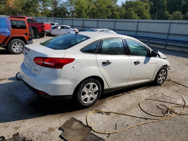 VIN 1FADP3E26FL323779 2015 Ford Focus, S no.3