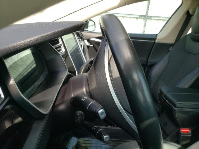 2015 TESLA MODEL S 70 - 5YJSA1S23FF093133