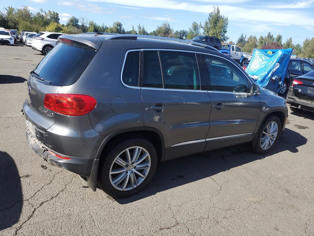 Lot #2905278482 2012 VOLKSWAGEN TIGUAN S