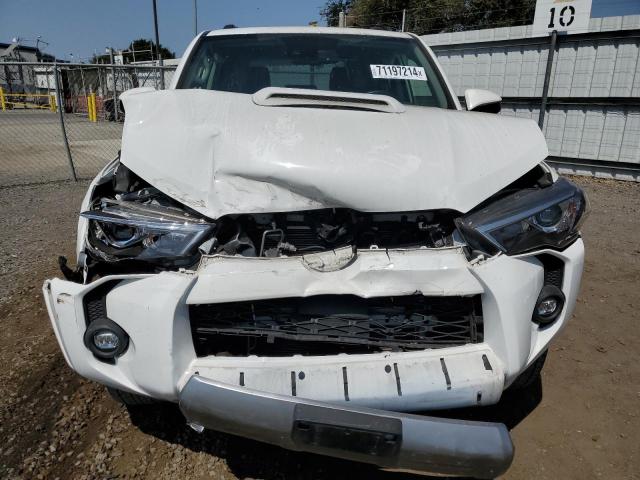 2022 TOYOTA 4RUNNER SR - JTEPU5JR0N6006846