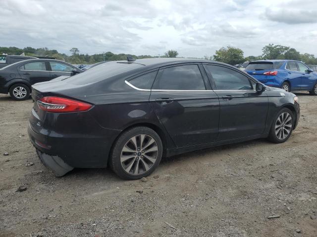 VIN 3FA6P0T92KR233404 2019 Ford Fusion, SE no.3