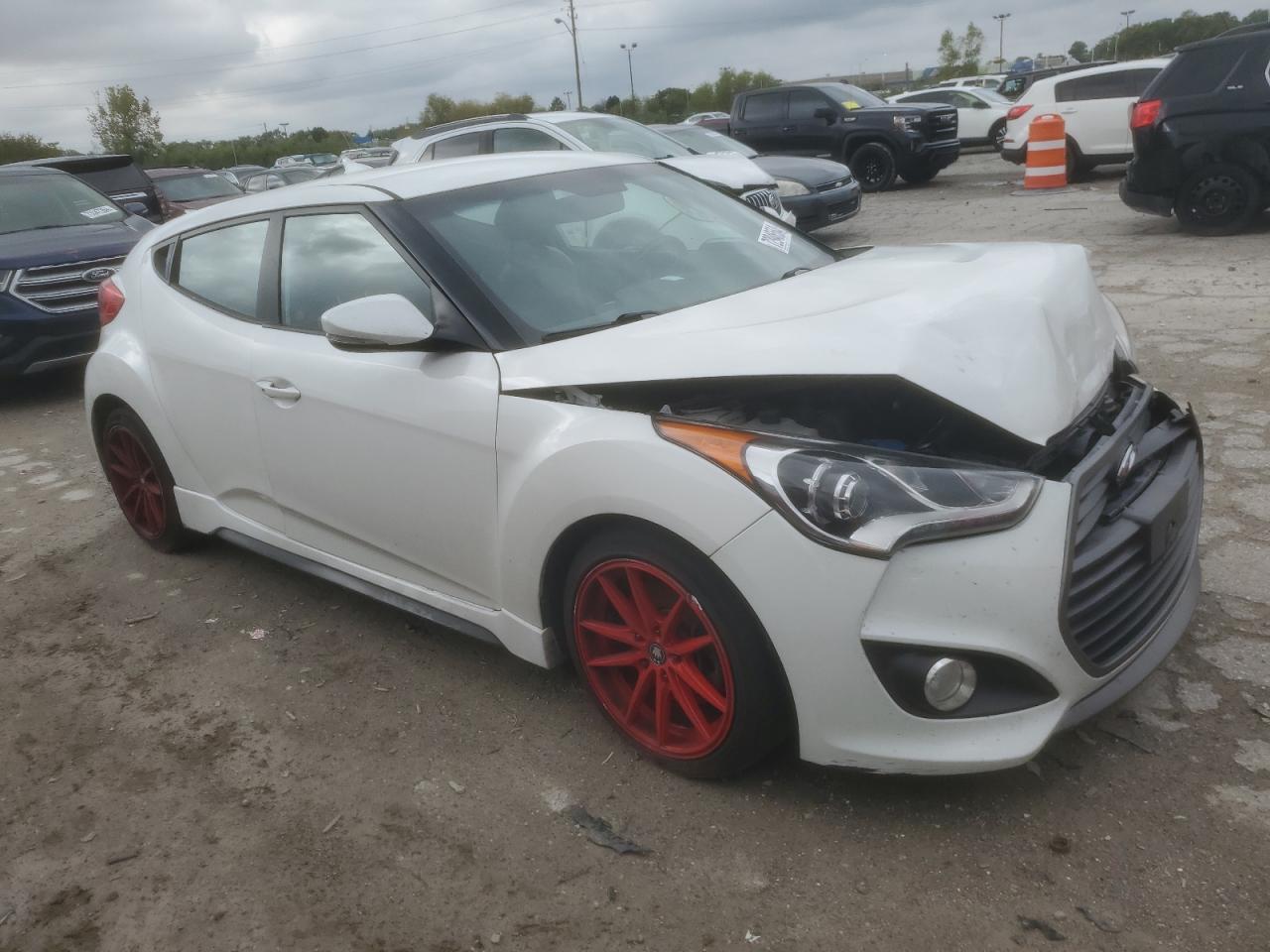 Lot #2942924286 2016 HYUNDAI VELOSTER T