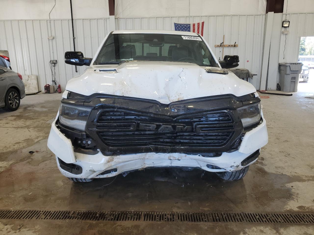 Lot #3023103908 2024 RAM 1500 LARAM