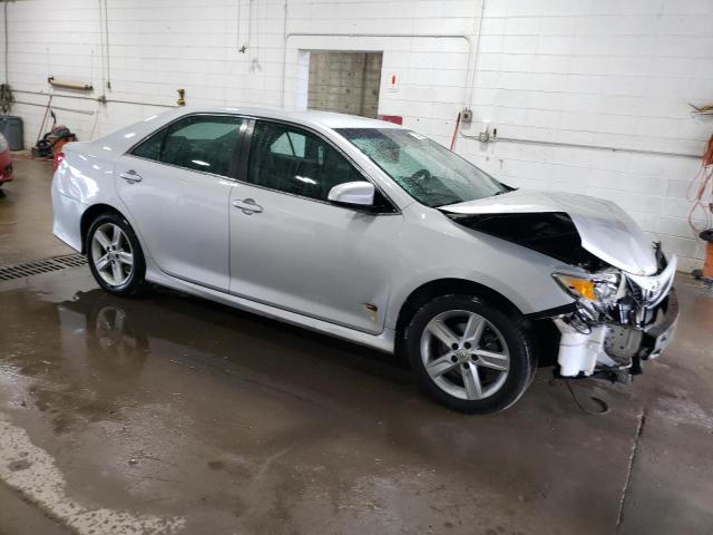 VIN 4T1BF1FKXEU444391 2014 Toyota Camry, L no.4