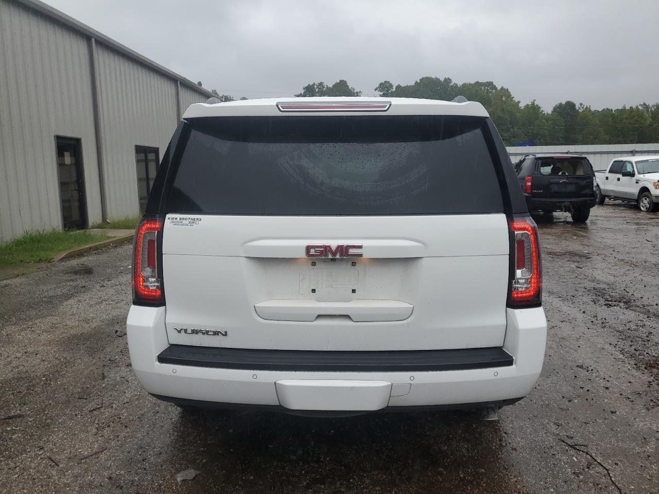 Lot #2893525611 2018 GMC YUKON DENA