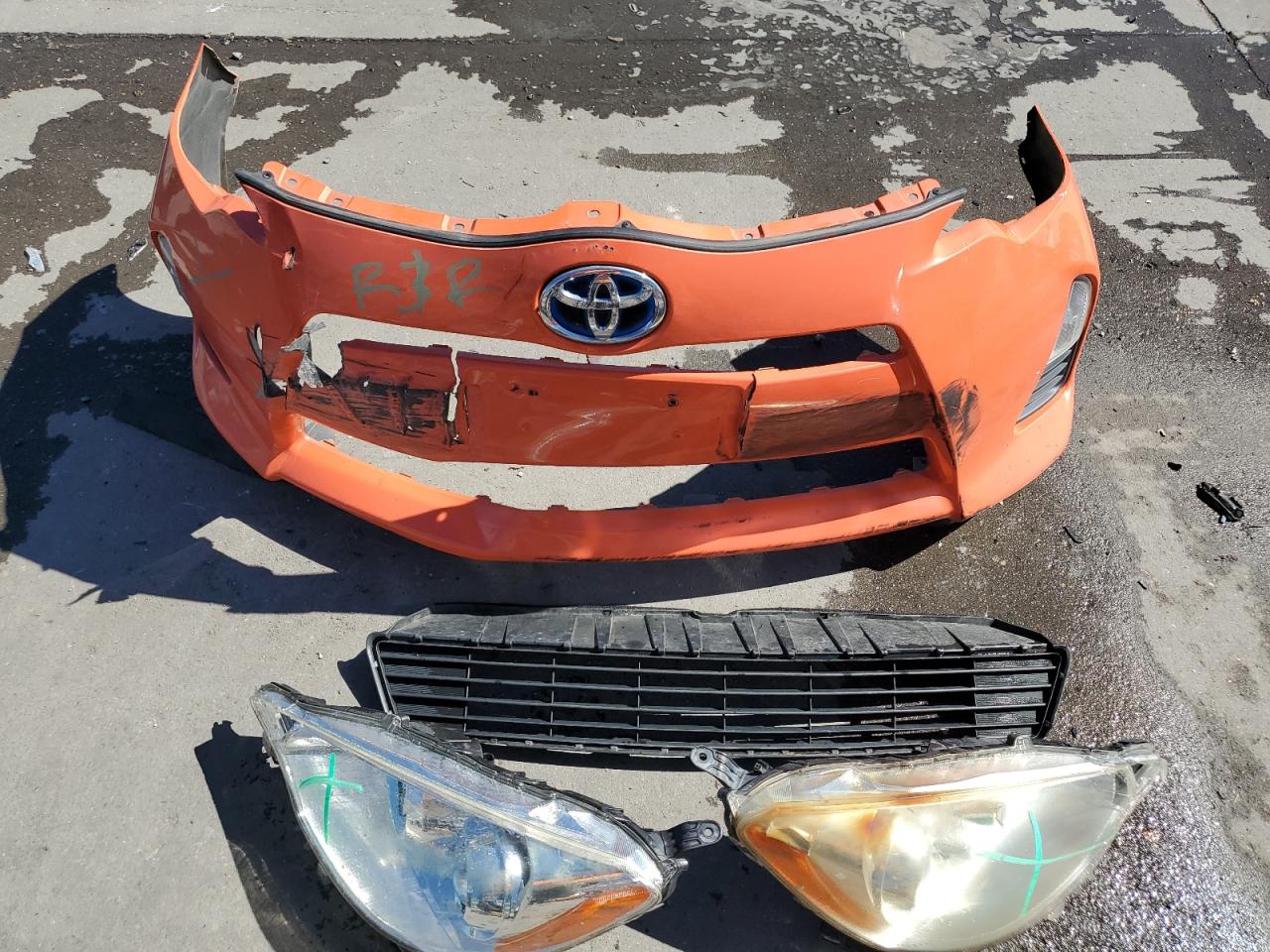 Lot #2912332962 2014 TOYOTA PRIUS C