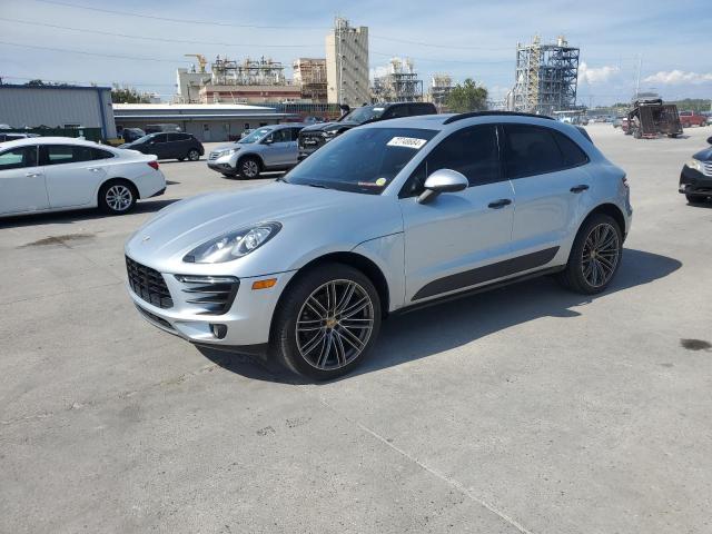 VIN WP1AA2A56HLB83730 2017 PORSCHE MACAN no.1