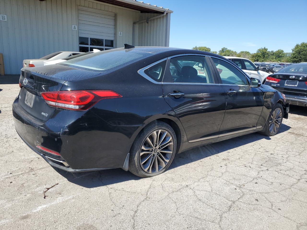 Lot #2940251892 2015 HYUNDAI GENESIS 3.