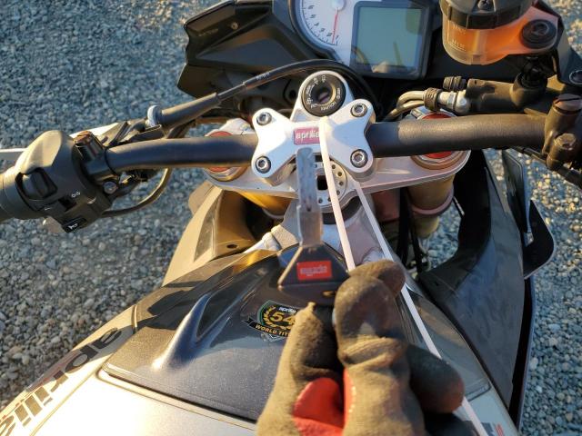 2016 APRILIA TUONO V4 1 ZD4TYU003GS000297