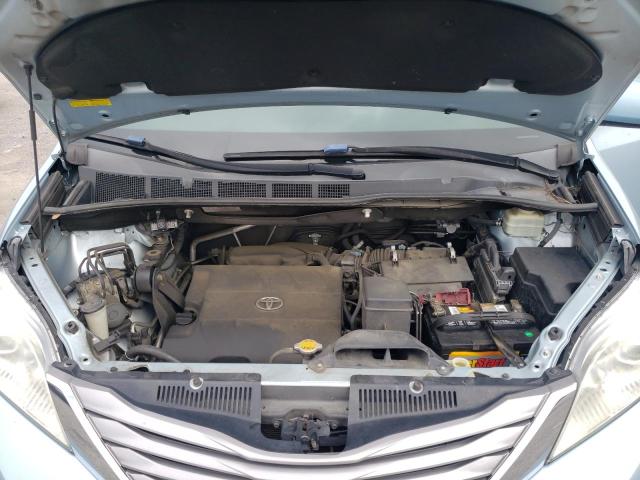 2016 TOYOTA SIENNA XLE - 5TDYK3DC9GS738759