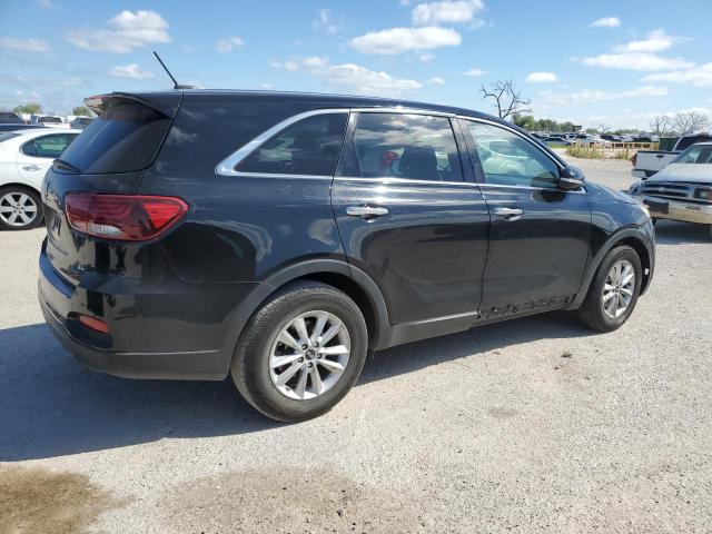 VIN 5XYPG4A56KG467349 2019 KIA Sorento, LX no.3