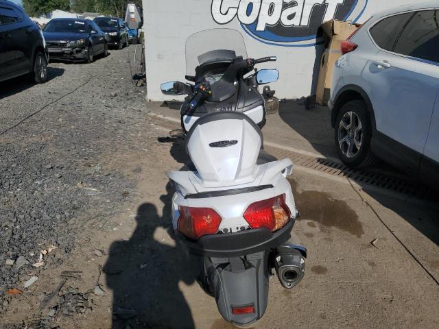 2018 SUZUKI AN650 A - JS1CP51B1J2100551