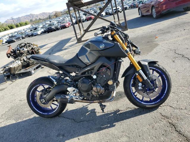 YAMAHA FZ09 C 2014 gray  gas JYARN33Y4EA000107 photo #1