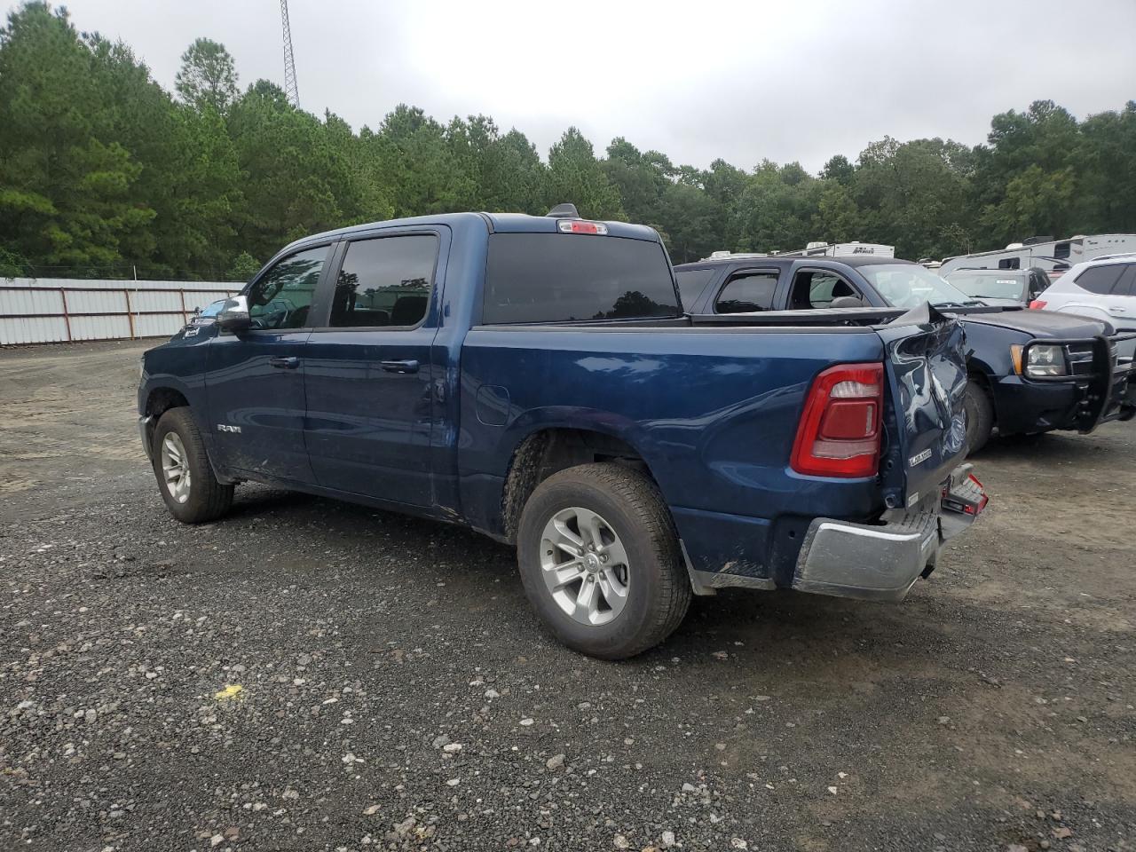 RAM 1500 LARAM 2024 blue  gas 1C6RREJT0RN146179 photo #3