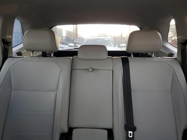 2018 VOLKSWAGEN TIGUAN SE - 3VV3B7AX4JM177596
