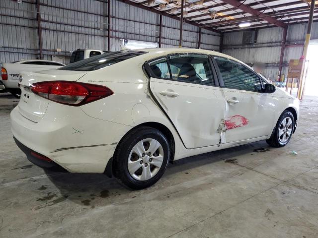 VIN 3KPFK4A7XHE105090 2017 KIA Forte, LX no.3