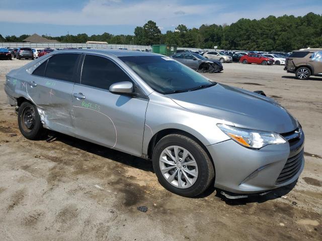 VIN 4T1BF1FK7HU642883 2017 Toyota Camry, LE no.4