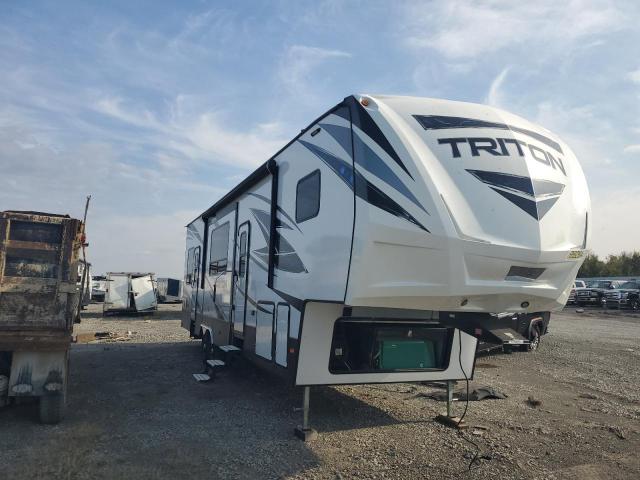 KEYSTONE 5TH WHEEL 2018 two tone   4YDF35524JZ990394 photo #1