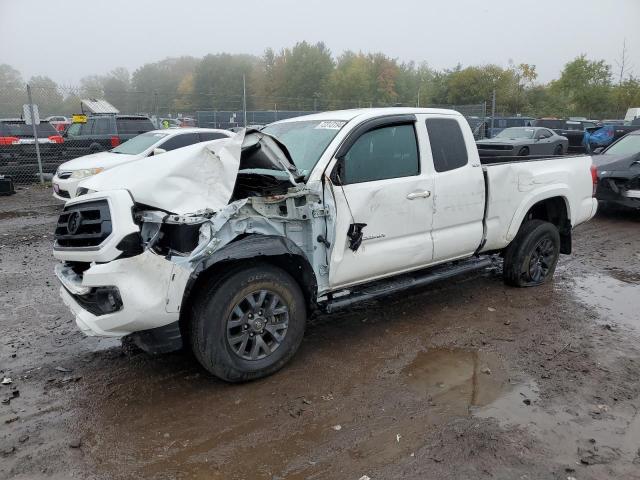 VIN 3TYSZ5AN0NT090197 2022 Toyota Tacoma, Access Cab no.1