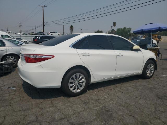 VIN 4T4BF1FK3FR453084 2015 Toyota Camry, LE no.3