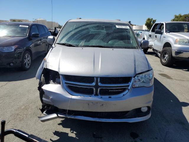 VIN 2C4RDGCG7HR617104 2017 Dodge Grand Caravan, Sxt no.5