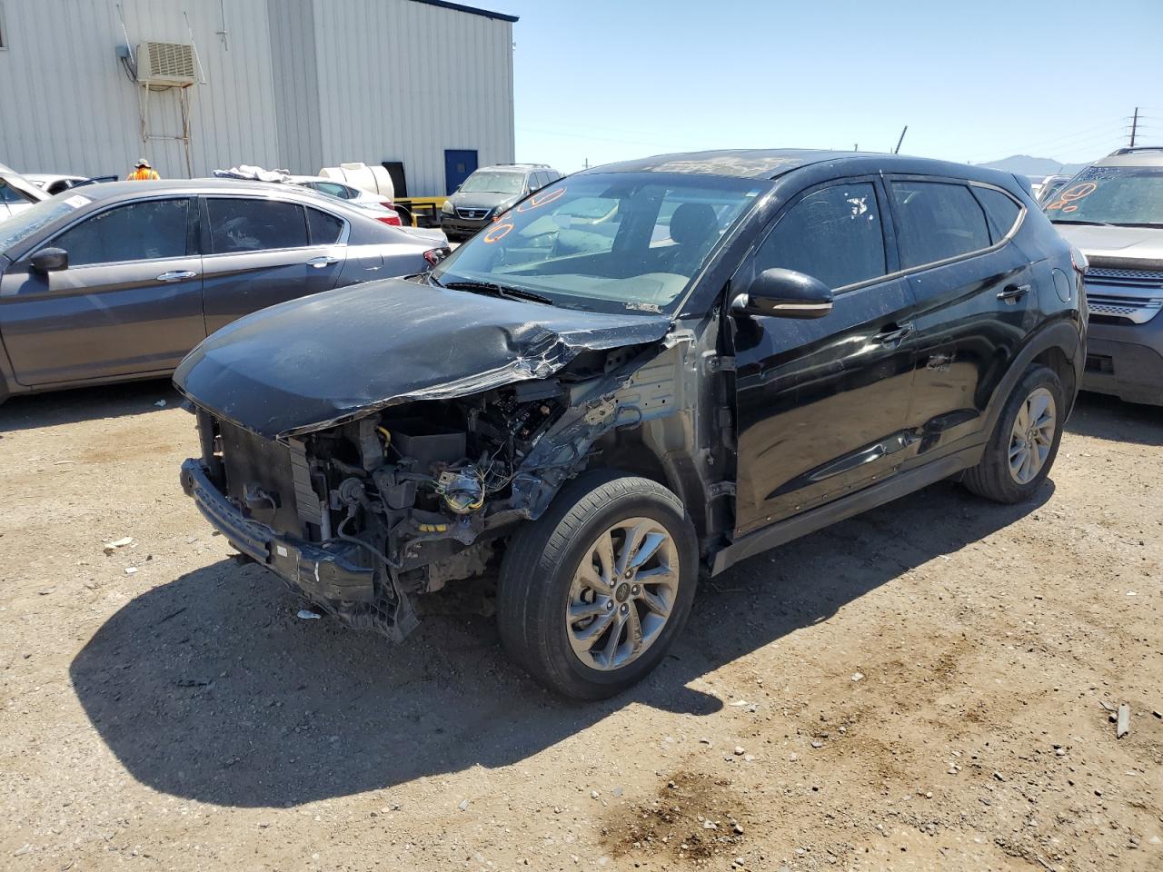 Lot #2969555673 2017 HYUNDAI TUCSON SE