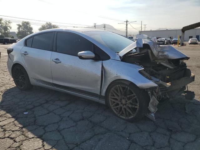 VIN KNAFK4A62F5372897 2015 KIA Forte, LX no.4