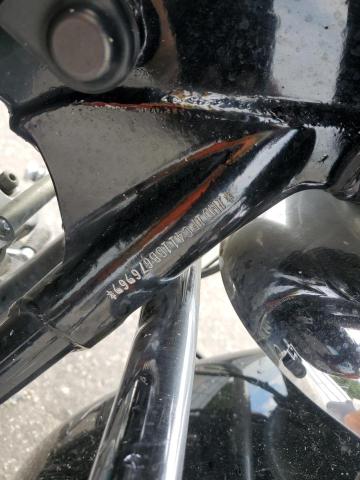 2011 HARLEY-DAVIDSON FLHTCU - 1HD1FC411BB676969