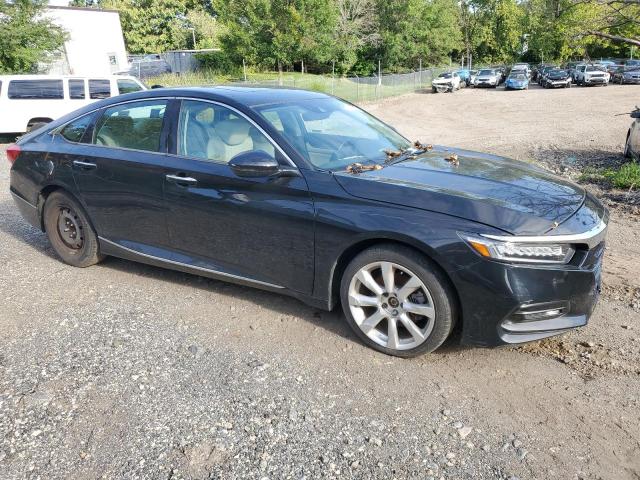 VIN 1HGCV1F90JA132960 2018 HONDA ACCORD no.4