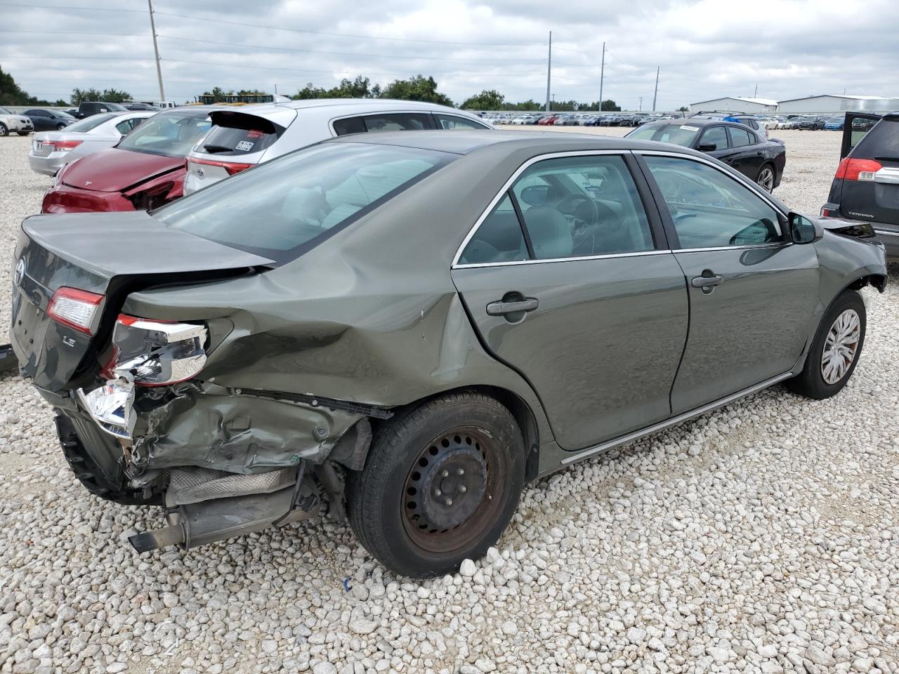 Lot #3031884187 2014 TOYOTA CAMRY L