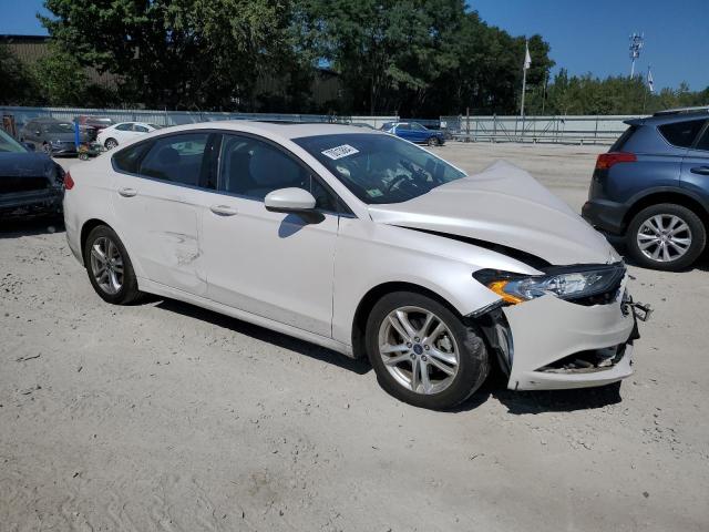 VIN 3FA6P0HD7JR174149 2018 Ford Fusion, SE no.4