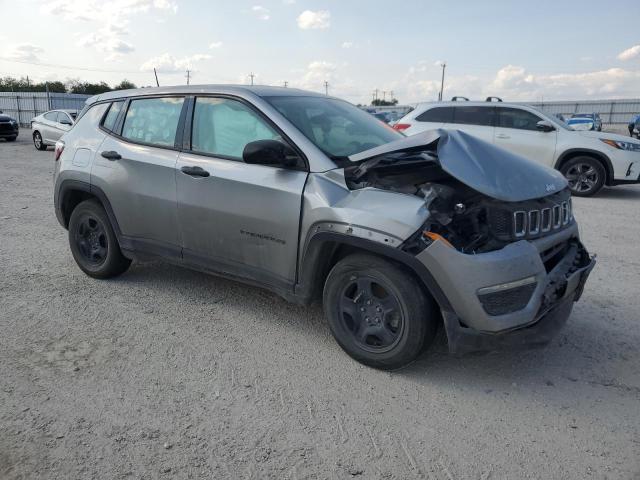 VIN 3C4NJCAB3KT855754 2019 JEEP COMPASS no.4