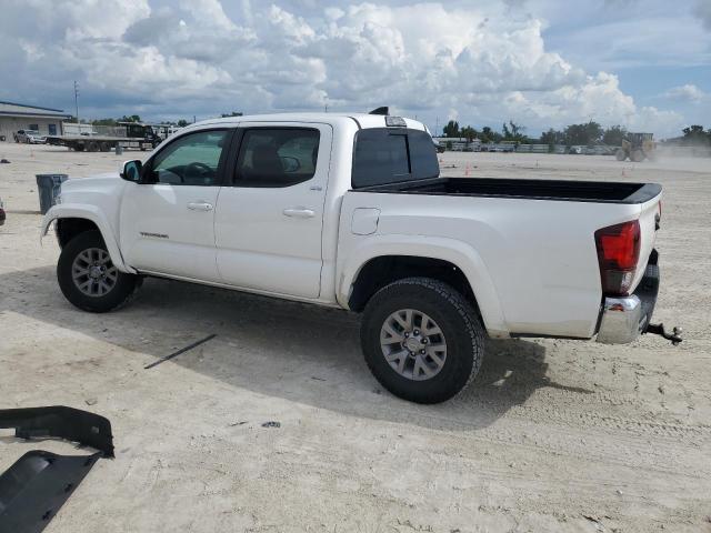 VIN 3TMAZ5CN6KM111134 2019 Toyota Tacoma, Double Cab no.2