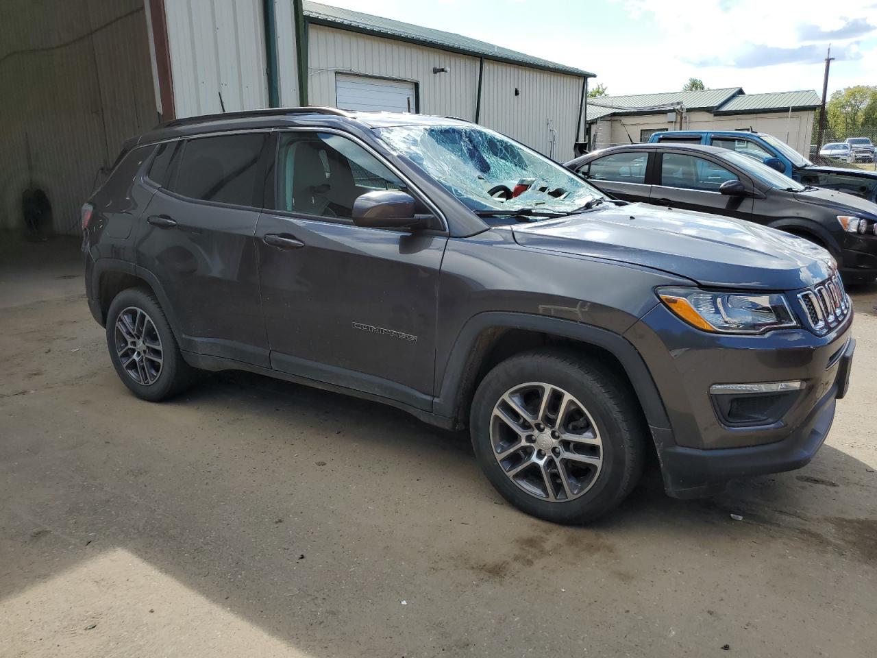 Lot #2989202799 2017 JEEP COMPASS LA