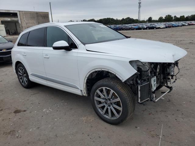 VIN WA1LAAF74KD045792 2019 Audi Q7, Premium Plus no.4