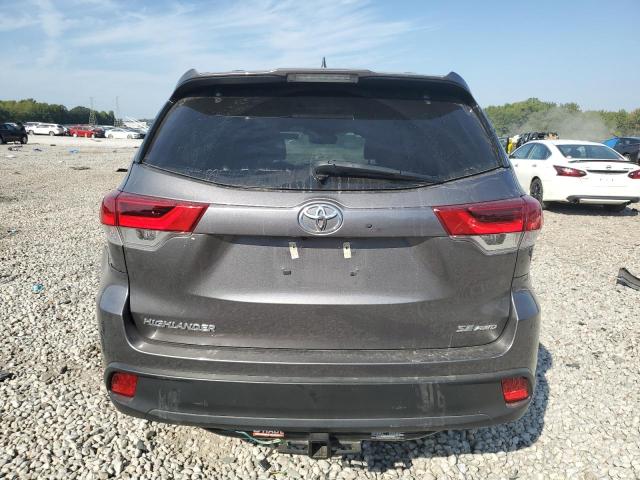 VIN 5TDJZRFH9JS866581 2018 Toyota Highlander, SE no.6