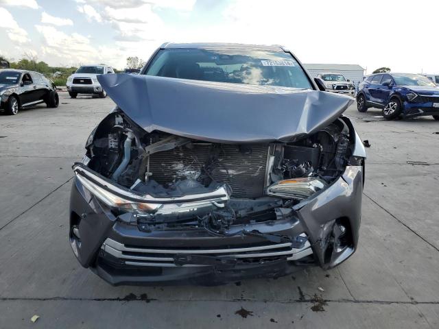 VIN 5TDKZRFH1JS549561 2018 Toyota Highlander, SE no.5