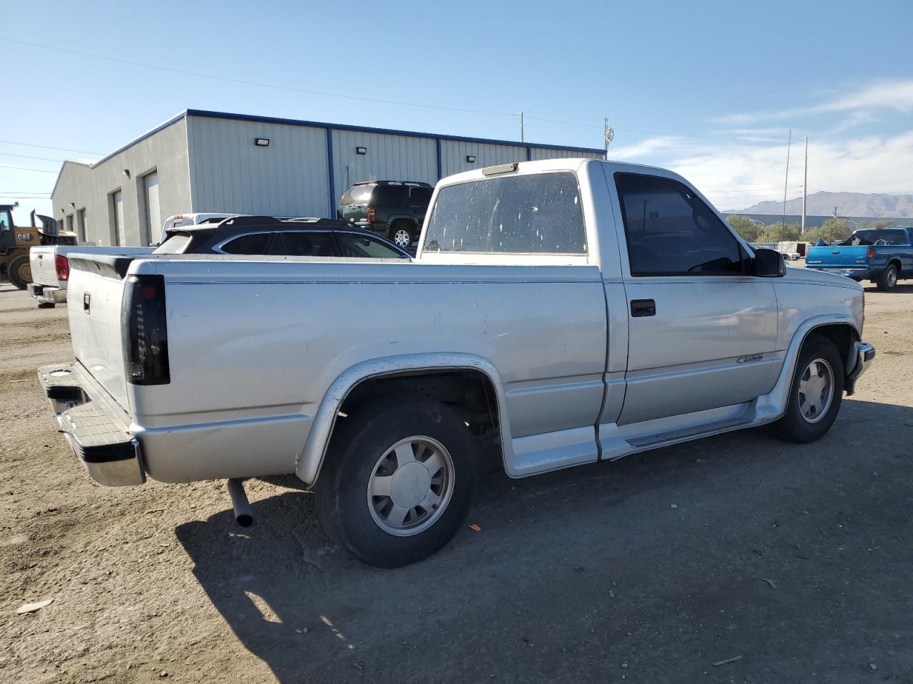 Lot #2870102770 1996 CHEVROLET GMT-400 C1