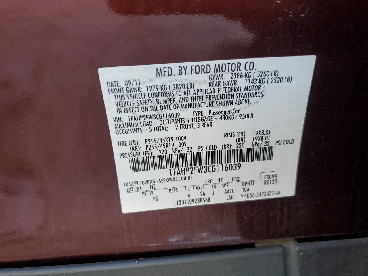 Lot #2972126156 2012 FORD TAURUS LIM