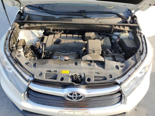 VIN 5TDZARFH2GS018383 2016 Toyota Highlander, LE no.12