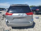 TOYOTA SIENNA LE photo