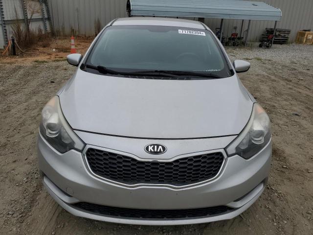 VIN KNAFK4A63G5602853 2016 KIA Forte, LX no.5