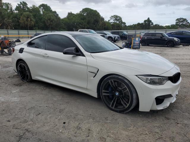 VIN WBS3R9C5XFK331253 2015 BMW M4 no.4