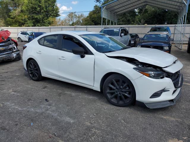 2018 MAZDA 3 TOURING - 3MZBN1V39JM190444