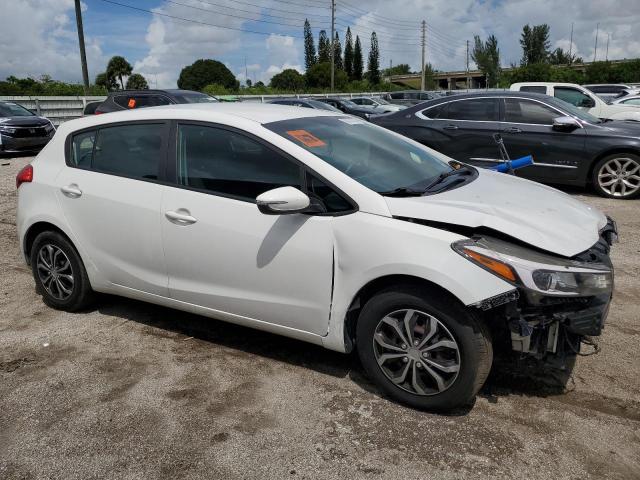 VIN KNAFK5A83J5772970 2018 KIA Forte, LX no.4