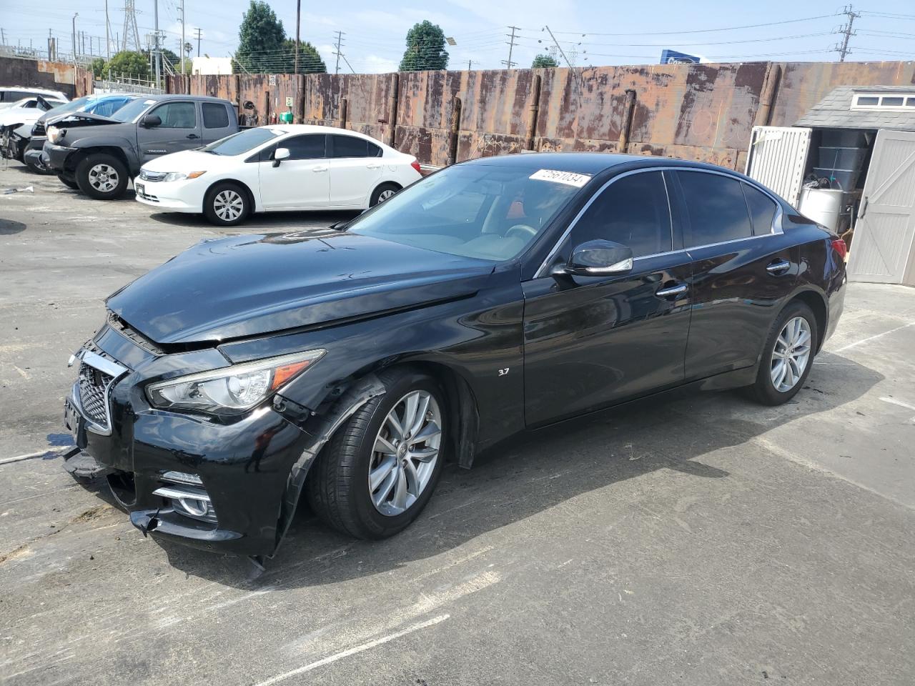 Infiniti Q50 2015 