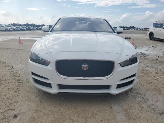 VIN SAJAR4FX4KCP50767 2019 Jaguar XE no.5