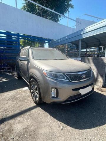 VIN 5XYKW4A79FG614218 2015 KIA Sorento, SX no.1