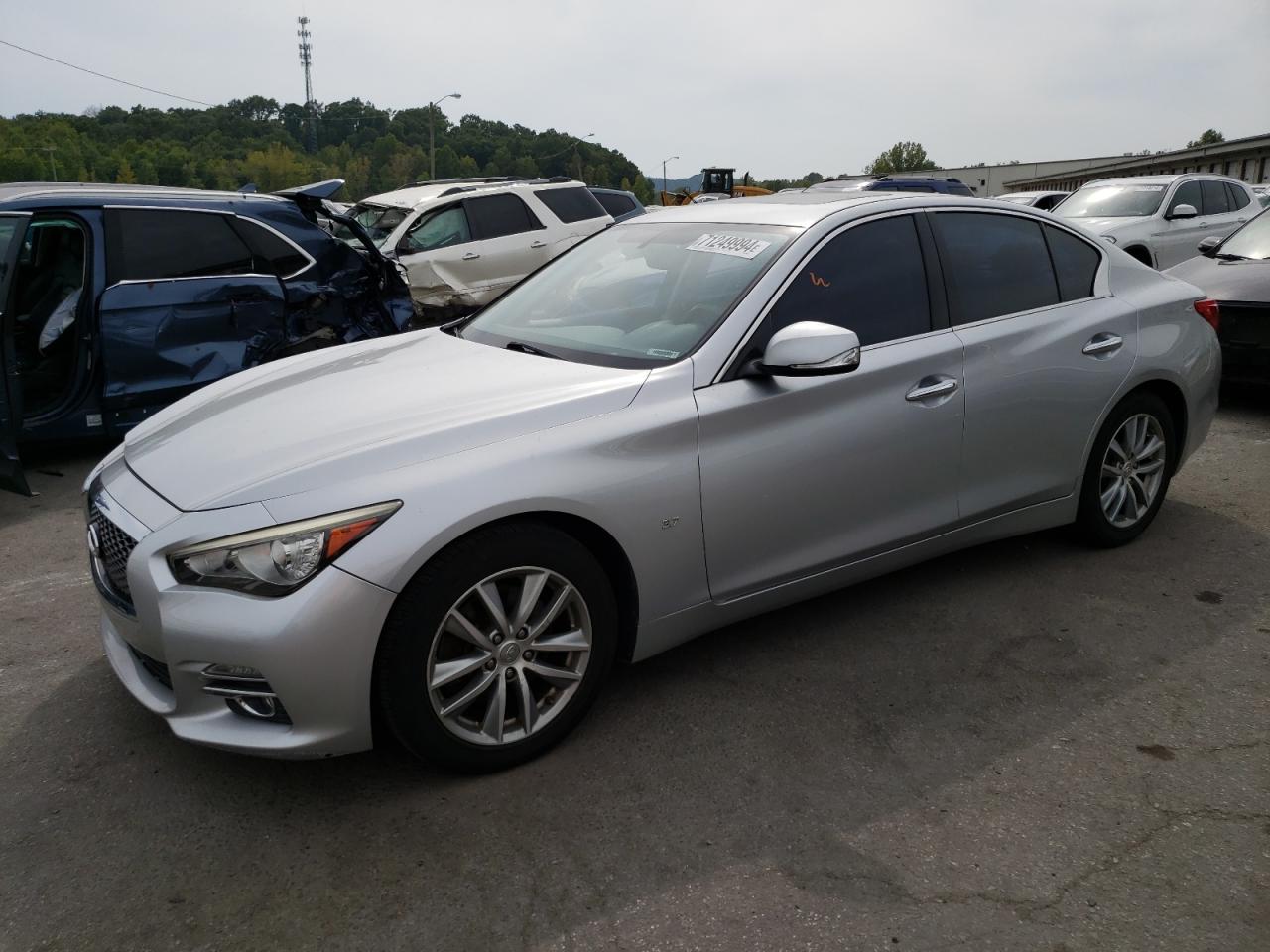 Infiniti Q50 2015 