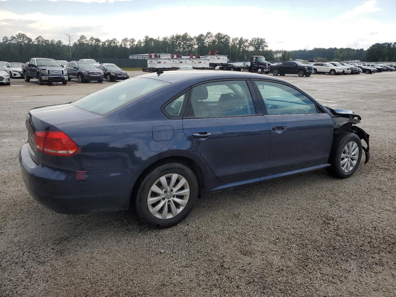 Lot #3020743934 2012 VOLKSWAGEN PASSAT S